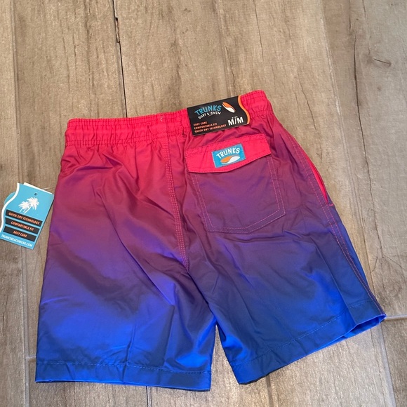 TRUNKS SURF & SWIM - swim trunks size medium (10-12) has pockets! Retail$38 - Picture 3 of 3